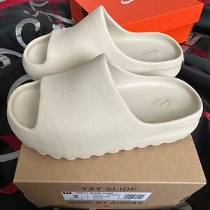 Kids Yeezy Slides - Bone